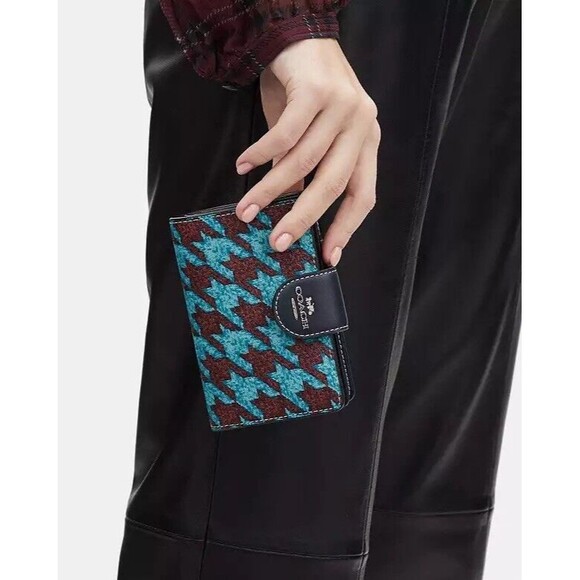Coach Medium Corner Zip Wallet With Houndstooth Print Teal Wine CJ680 NWT $198 - Picture 9 of 9